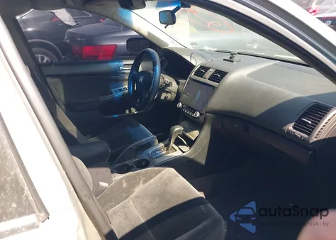 2006 Honda Accord 2.4 Ex from USA, damaged, VIN 1HGCM56706A122056